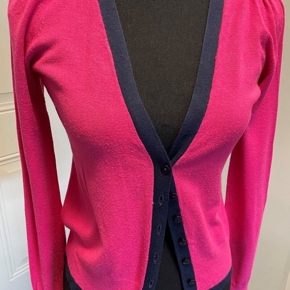 2/$30 Reserved pink cardigan with navy blue size large - Picture 3 of 9